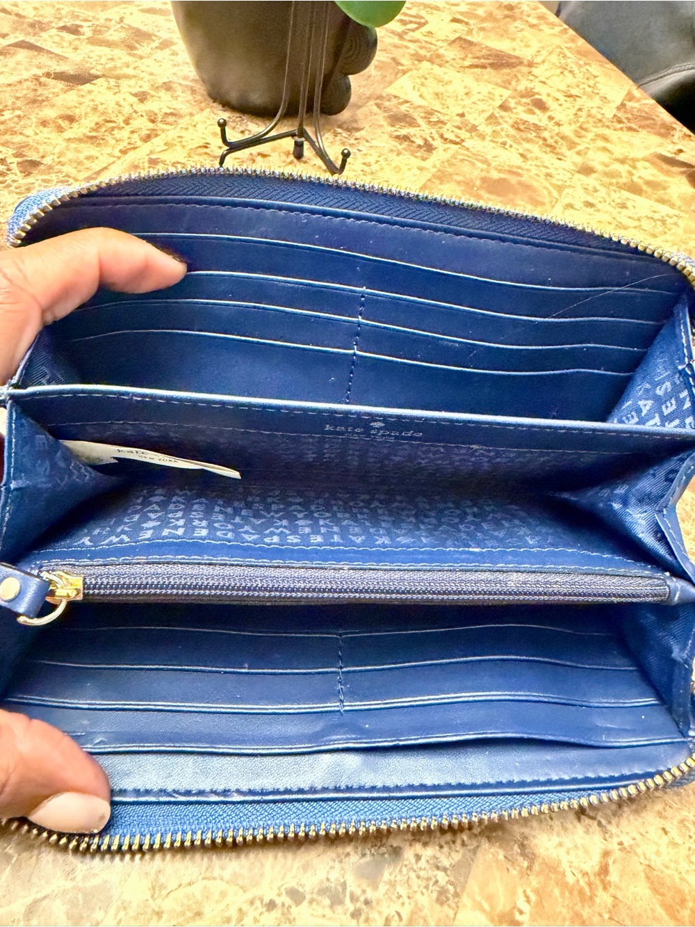 Kate Spade New Your Continental Zip-Around Wallet - Picture 8 of 9